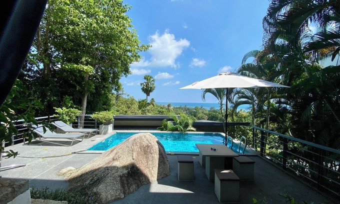 Hua Thanon Villa | Tranquil Sea View Pool Villa Near Beach in Paris
