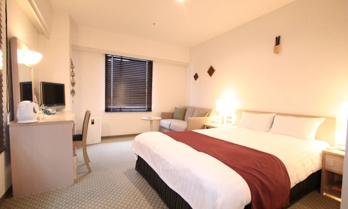 Hatobacho Hotel | Experience Your Unique Stay at Kobe's Single Room Retreat