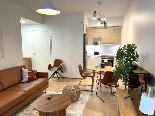 Tampere Apartment | Cozy Two-Bedroom Retreat Near City Center with Ocean View