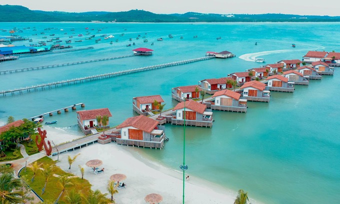 Kaoh Sdach Apartment | Relax at Koh Apikjun Resort with Ocean Views & Pool Access