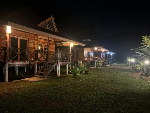 Nuea Khlong House | Koh Jum Hillside Resort