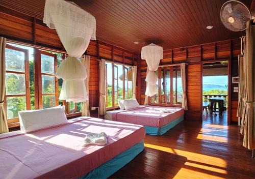 Ko Phaluai House | Koh Phaluay Eco Resort: Child-Friendly Paradise Awaits
