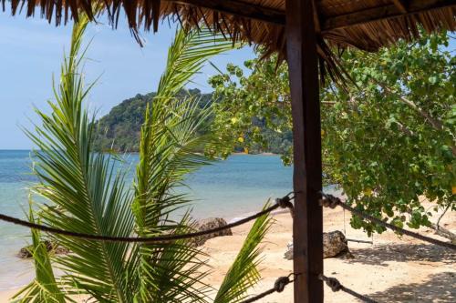 Nuea Khlong Hotel | Unforgettable Koh Pu Sea View Beach Resort Experience