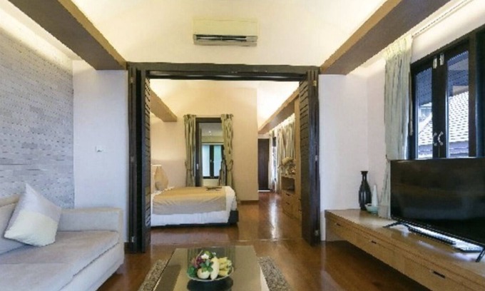 Thong Krut House | Koh Samui Three Bedroom Pool Villa Beachfront