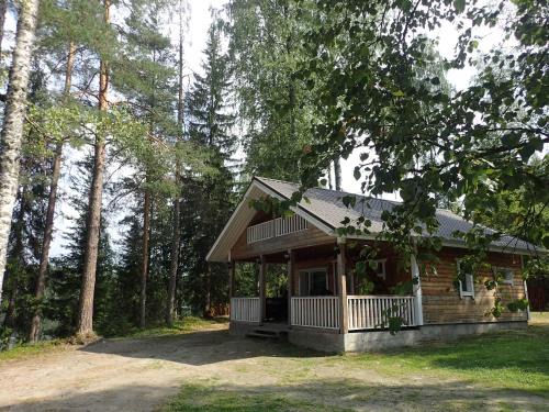 Mikkeli House | Experience Oceanfront Bliss at Koivurannan Lomamökit Kataja