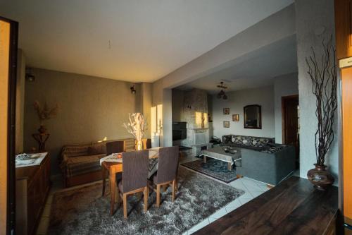 Arachova House | Kokkovos Guesthouse Arachova