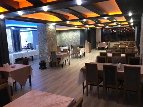 Corum Hotel | Budget-Friendly Kolağası Hotel: Pet & Child Friendly Stays