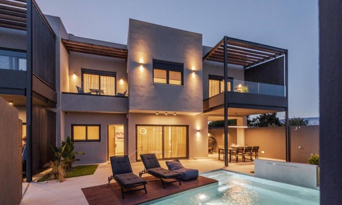 Volos City Centre Villa | Kolchis Urban Villa: Ocean View Retreat with Private Pool