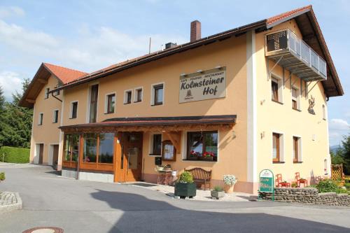 Neukirchen Beim Heiligen Blut House | Kolmsteiner Hof: Oceanfront Escape with 9.2/10 Rating
