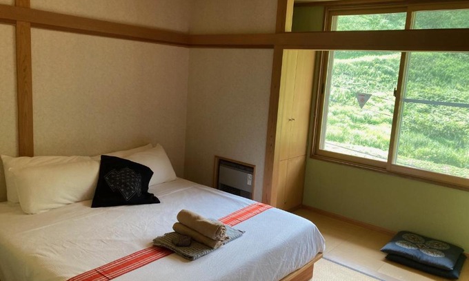 Sekionsen Hotel | Relax at Komatsuya Seki Onsen with Hot Tub & Breakfast