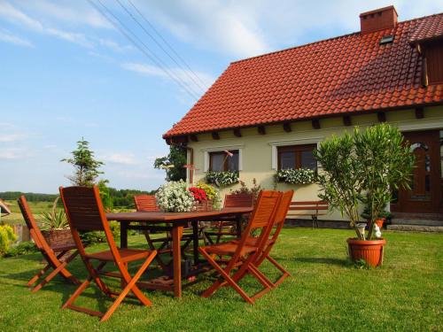 Miłki House | Pet-Friendly Komblówka with Private Beach & Ocean View