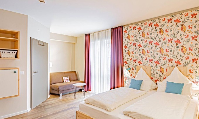 Langsur Bed & Breakfast | Accessible Double Room with Ocean View at Weingut Johannishof