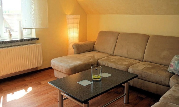 Spahl Apartment | Cozy Nature Retreat with Kitchen & Breakfast Included