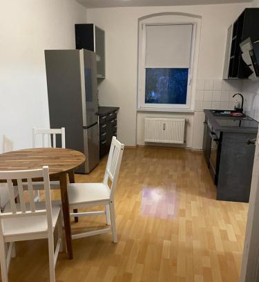 Ottersleben Apartment | Cozy Apartment with Child-Friendly Amenities