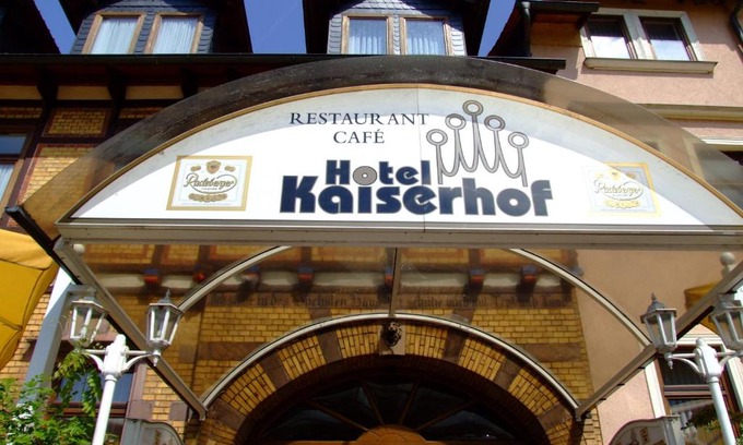 Kelbra Hotel | Cozy Komforthotel Kaiserhof with Oceanfront Views