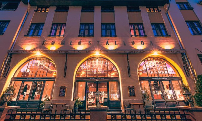 Gyula Hotel | Discover Komló Hotel Gyula: 4-Star Spa and Family-Friendly Stay