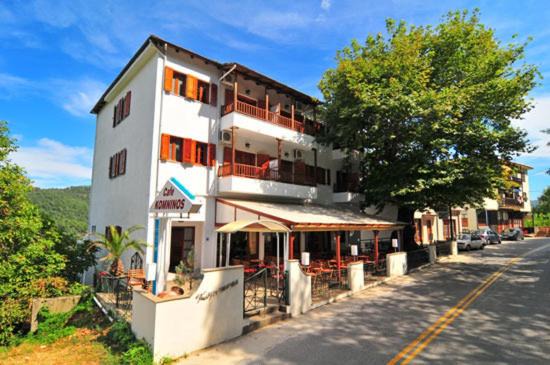 Panagia House | Pet-Friendly Komninos Rooms with High Guest Ratings