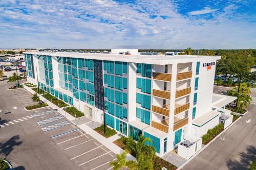 Sarasota Hotel | Chic Kompose Boutique Hotel with Ocean Views in Sarasota