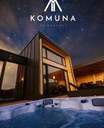 Maguri-Racatau House | Discover Komuna: 4-Star Hotel with Pool & Hot Tub