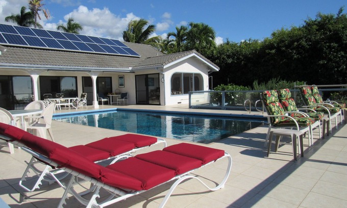 Kona Palisades House | Beachfront Kona Acres: Guest Rated 10/10 with Ocean Views