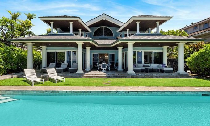 Kailua-Kona House | Experience Kona Blue: Beachfront Home with Private Pool & Views