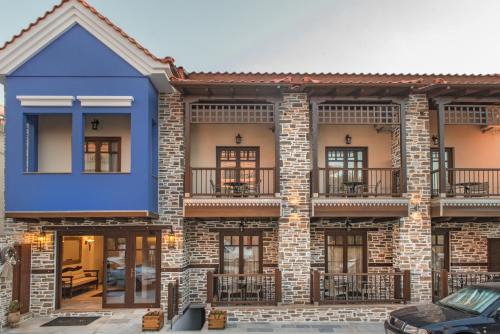 Ouranoupoli Bed & Breakfast | Discover Konaki Ouranoupolis: Family-Friendly Retreat