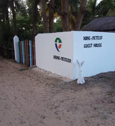 Abeme House | Top-Rated KONE-METTLER GUEST HOUSE with Oceanfront Views