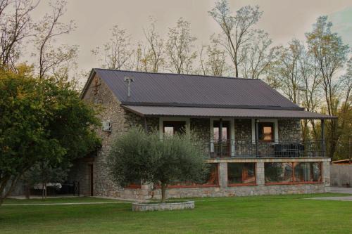 Karuc Apartment | Budget-Friendly Stay at Konoba Stanisic with Great Amenities