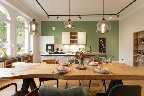 Traben-Trarbach Apartment | Discover Kontor 22: Luxury Apartment with Sauna & Garden