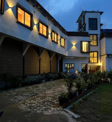 Golaghat Hotel | Pet-Friendly Comfort at Konwar Inn & Suites Awaits You