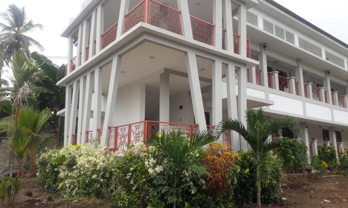 Manado Hotel | Family-Friendly KoolKost in Malalayang, Manado
