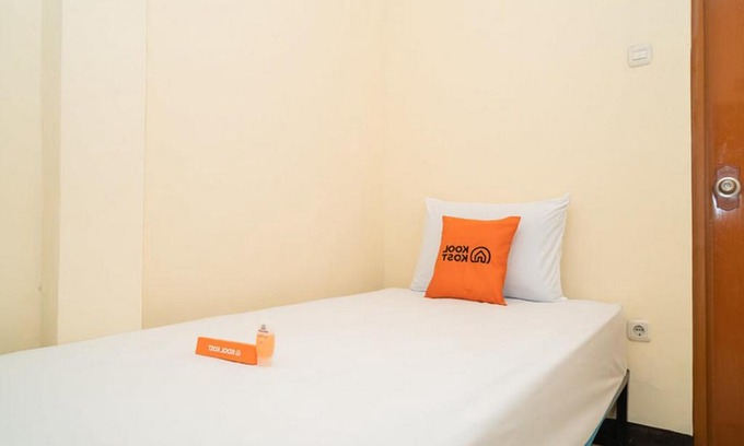 Cibaduyut Hotel | Budget-Friendly Stay at Koolkost Singgasana Pradana