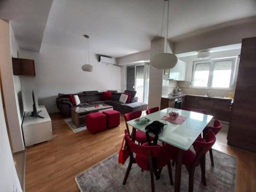 Kisela Voda Apartment | Family-Friendly Korab's Apartment - Guest Rated 10/10