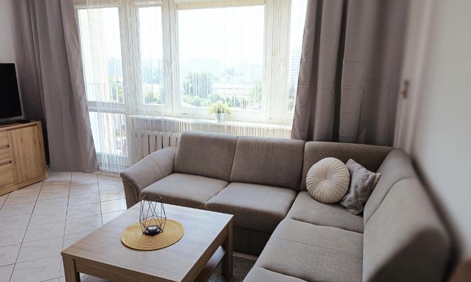 Elblag Apartment | Family-Friendly Korczaka Skyline with Great Reviews