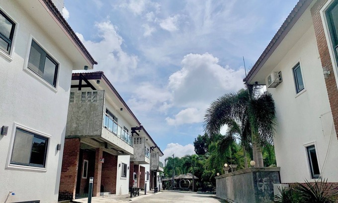 Clark Freeport Villa | Koregon Hotel & Pool Villas