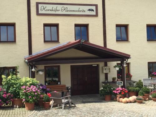 Gleisen House | Cozy Kornkäfer Kleinmockritz with Ocean View & Family Amenities