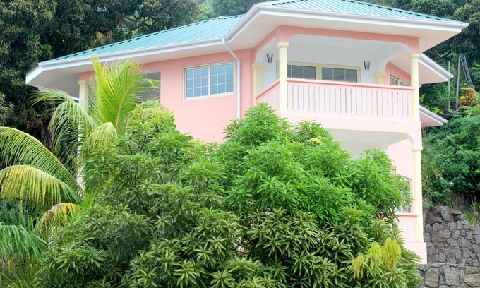 Mare Anglaise Apartment | Discover Korrine's Cottage HORIZON: Family-Friendly Retreat