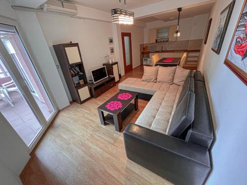 Pestani Apartment | Exceptional Korun's Lakeview Apartment: Family-Friendly Retreat
