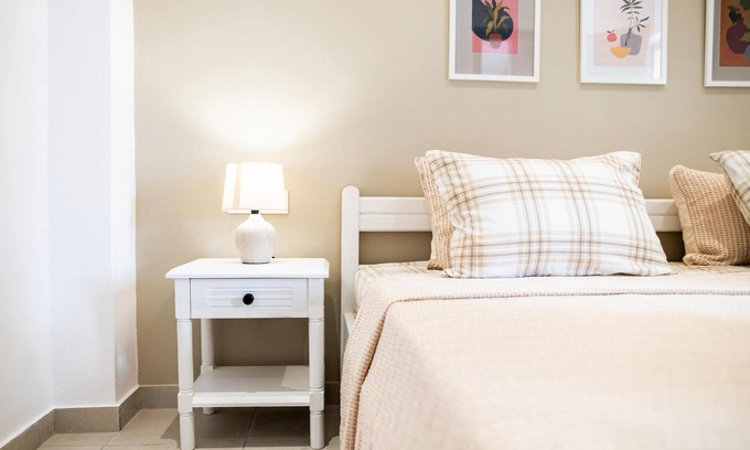 Lambi Apartment | Relax at Sunset Lambisea Apartment with Pool & Breakfast