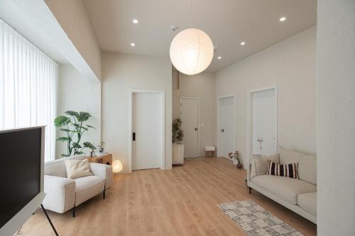 Seogyo-dong Villa | Kotelo Hapjeong Premium House