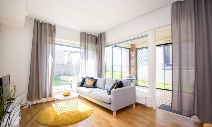 Vaasa Apartment | Discover Kotimaailma Apartments Vaasa with Ocean Views