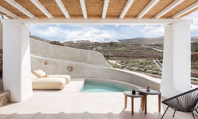 Ftelia Apartment | Oceanfront Koumi Homes in Mykonos with Family-Friendly Perks