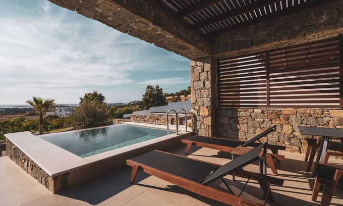 Naousa Hotel | Experience Kouros Blanc Resort & Suites: 5-Star Family Retreat