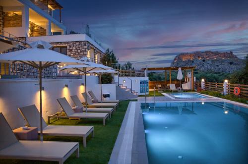 Haraki Hotel | Discover KOUROS STONE SUITES: Oceanfront Bliss Awaiting