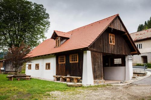 Pohorje House | Oceanfront Bliss at Kovačija pri Kovaču - Rated 9.5/10