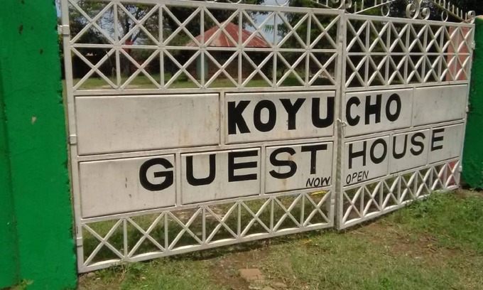 Bondo House | Budget-Friendly Koyucho Guest House with Breakfast & Family Perks