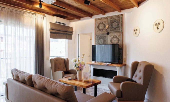 Kozani Apartment | Kozani Central Nest - Homely Vibes