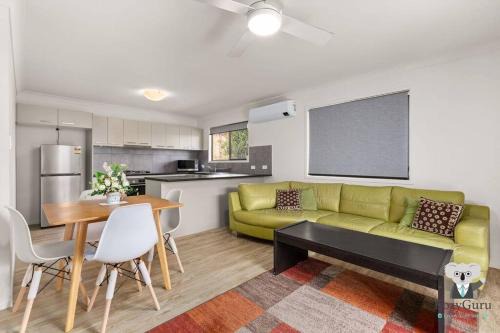 Mount Gravatt East House | Cozy Retreat at KozyGuru in Mt Gravatt East