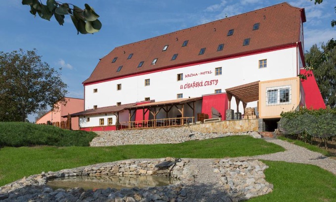 Branisovice Hotel | Discover Krčma Hotel U Císařské Cesty - Rated 9/10!