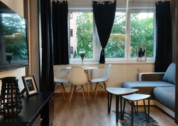 Podgorze Duchackie Apartment | Discover Kraków Centrum: Family & Pet-Friendly Retreat